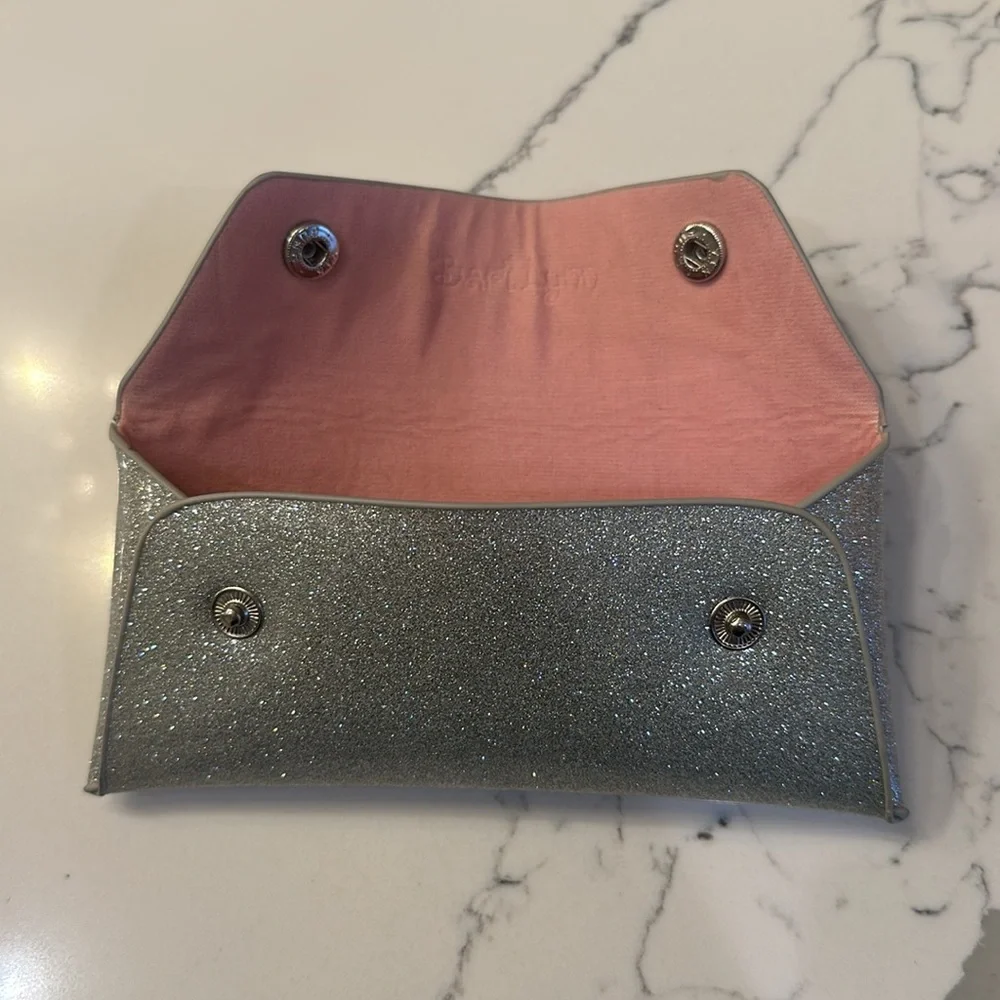 EUC Bari Lynn Sunglasses